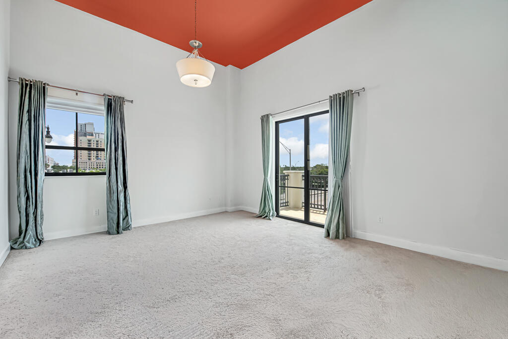 8390 SW 72ND #303, Miami FL 33143