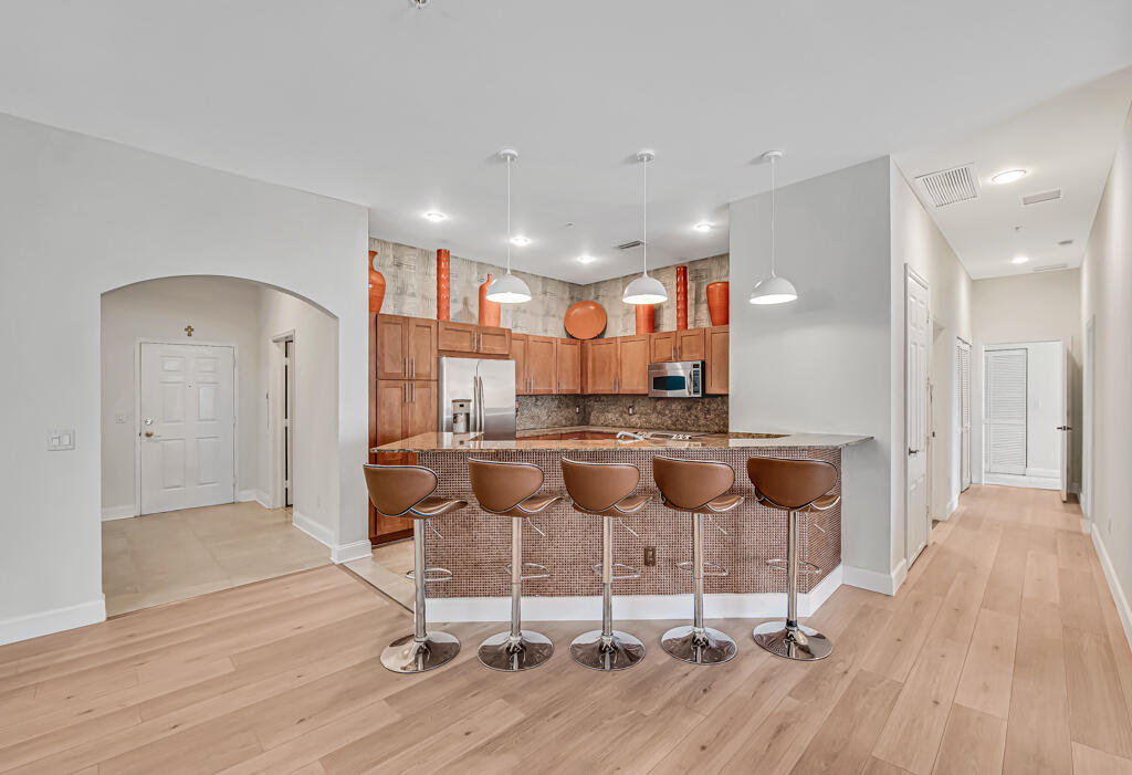 8390 SW 72ND #303, Miami FL 33143