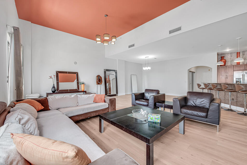 8390 SW 72ND #303, Miami FL 33143
