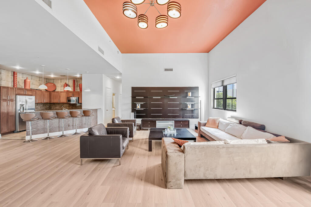 8390 SW 72ND #303, Miami FL 33143