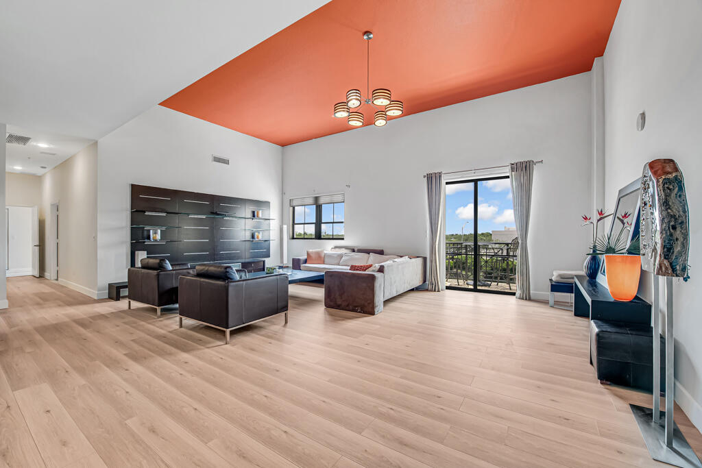 8390 SW 72ND #303, Miami FL 33143