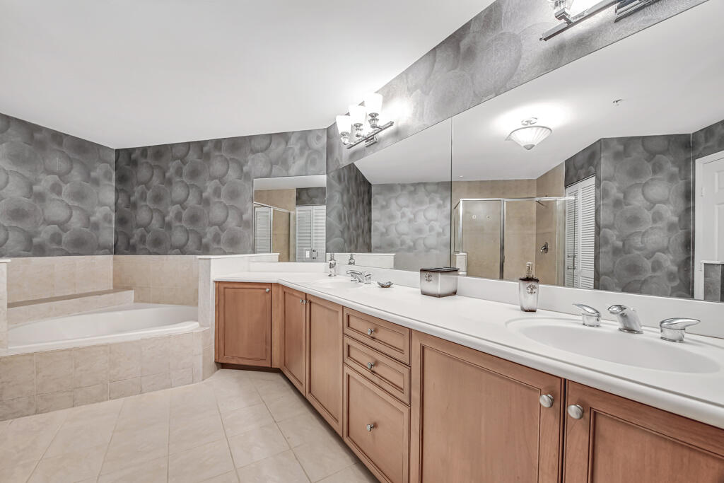 8390 SW 72ND #303, Miami FL 33143