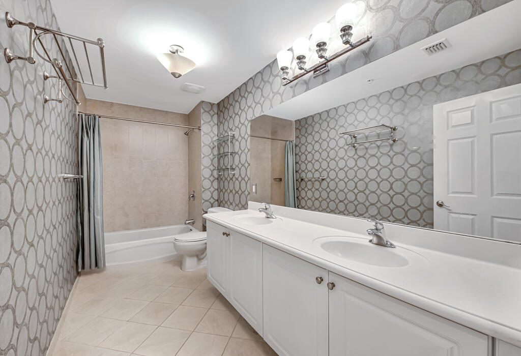 8390 SW 72ND #303, Miami FL 33143