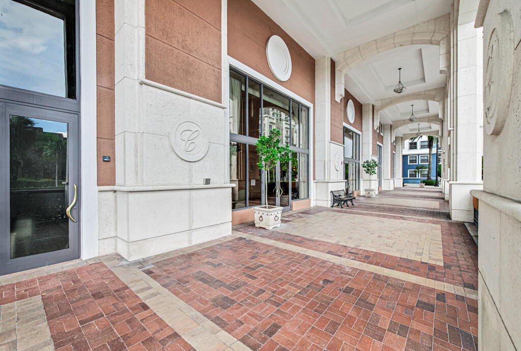 8390 SW 72ND #303, Miami FL 33143