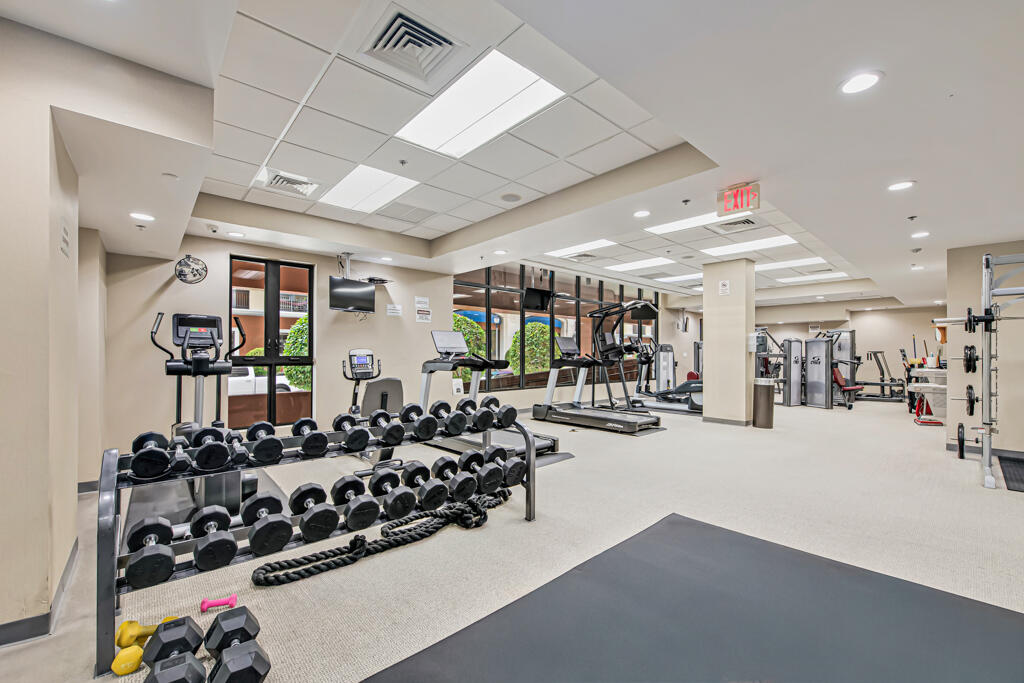 8390 SW 72ND #303, Miami FL 33143