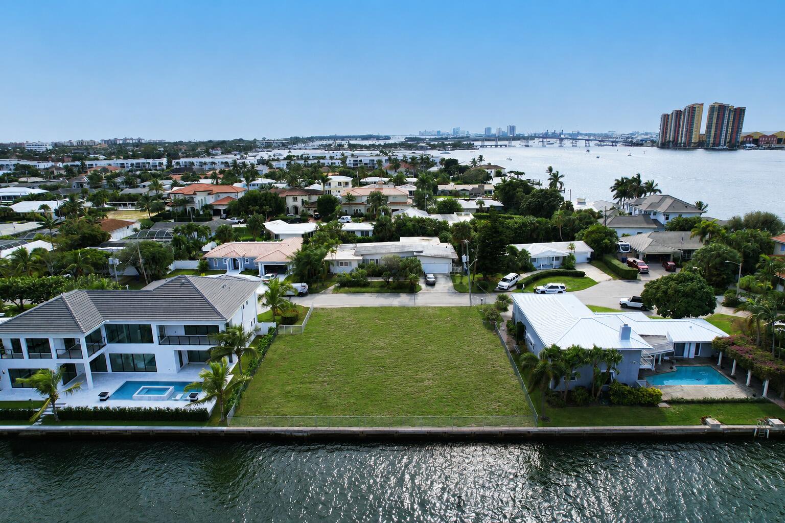 1050 Bimini, Singer Island FL 33404