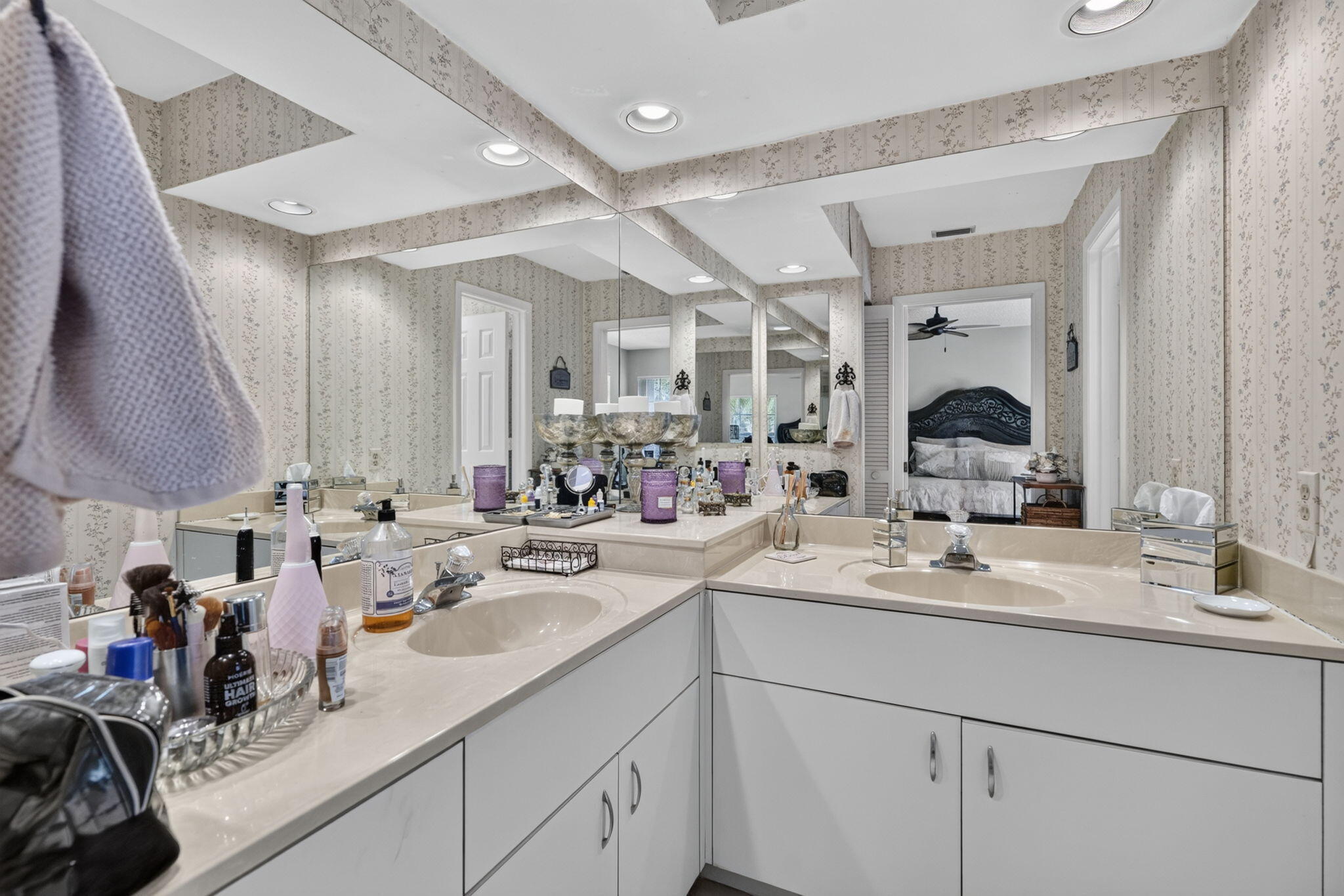 1401 OCEAN DUNES, Jupiter FL 33477