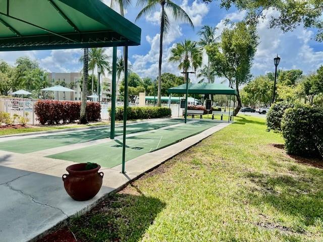 9587 WELDON #B204, Tamarac FL 33321