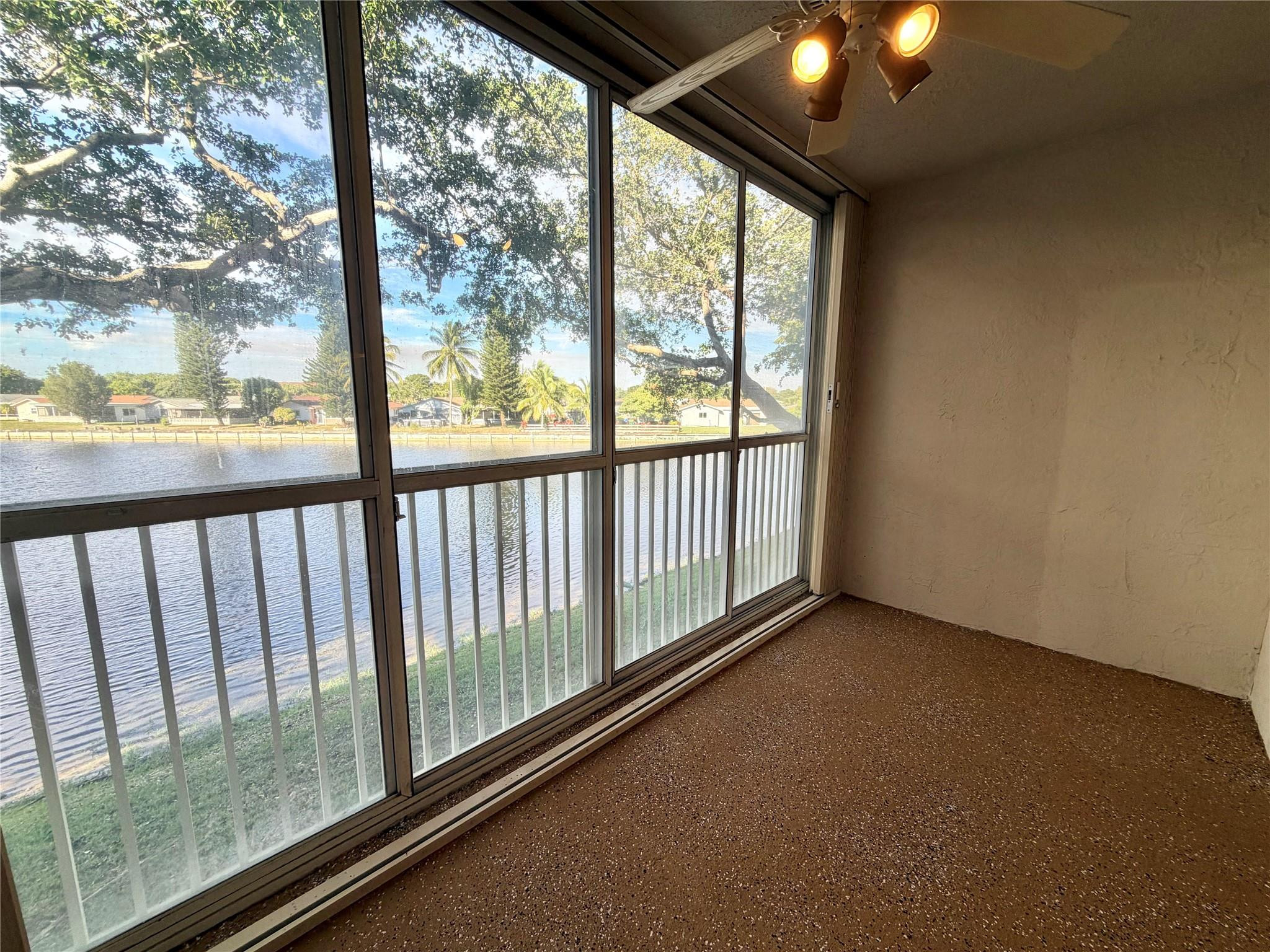9587 WELDON #B204, Tamarac FL 33321