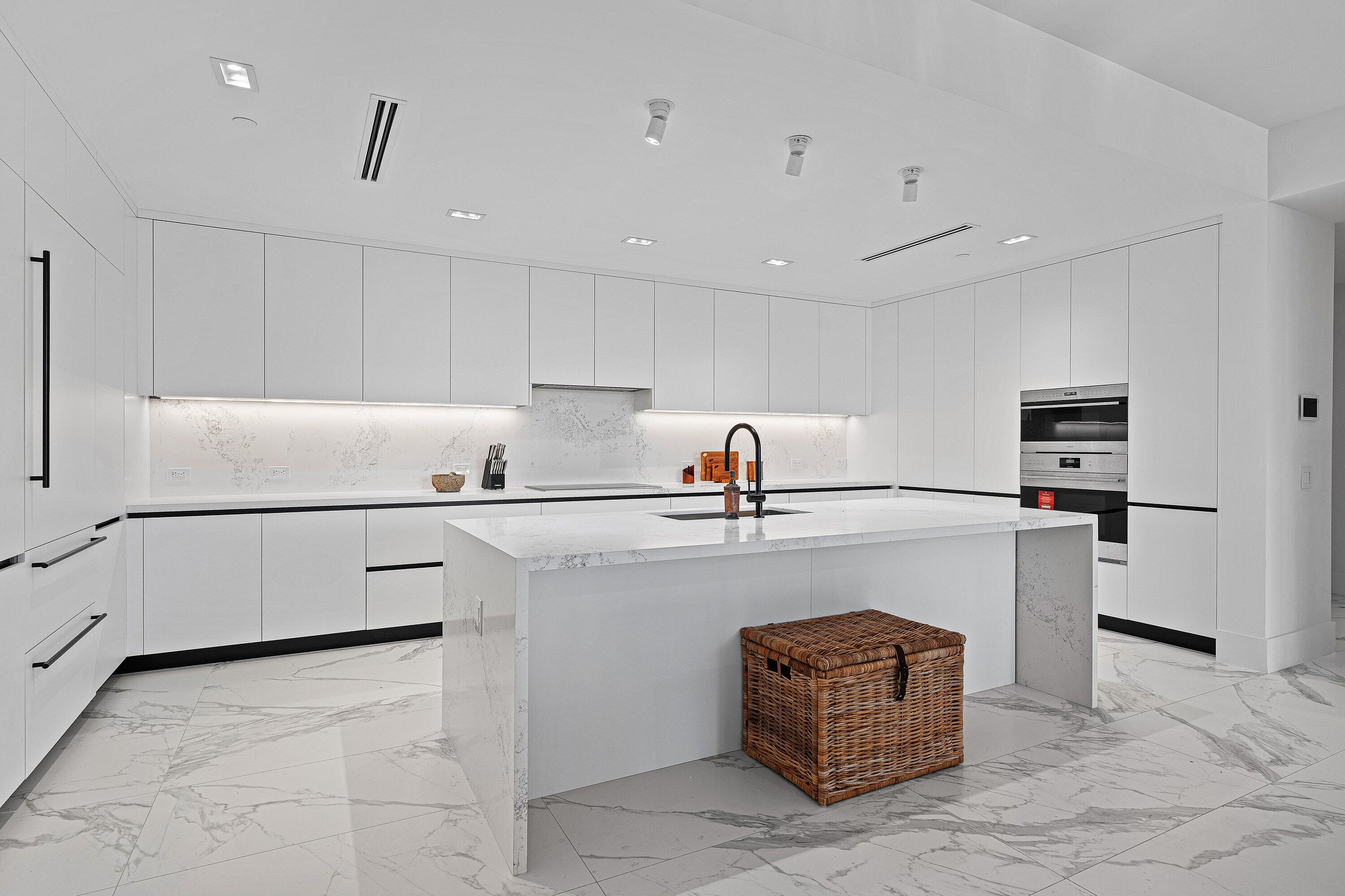 160 Isle Of Venice #403, Fort Lauderdale FL 33301