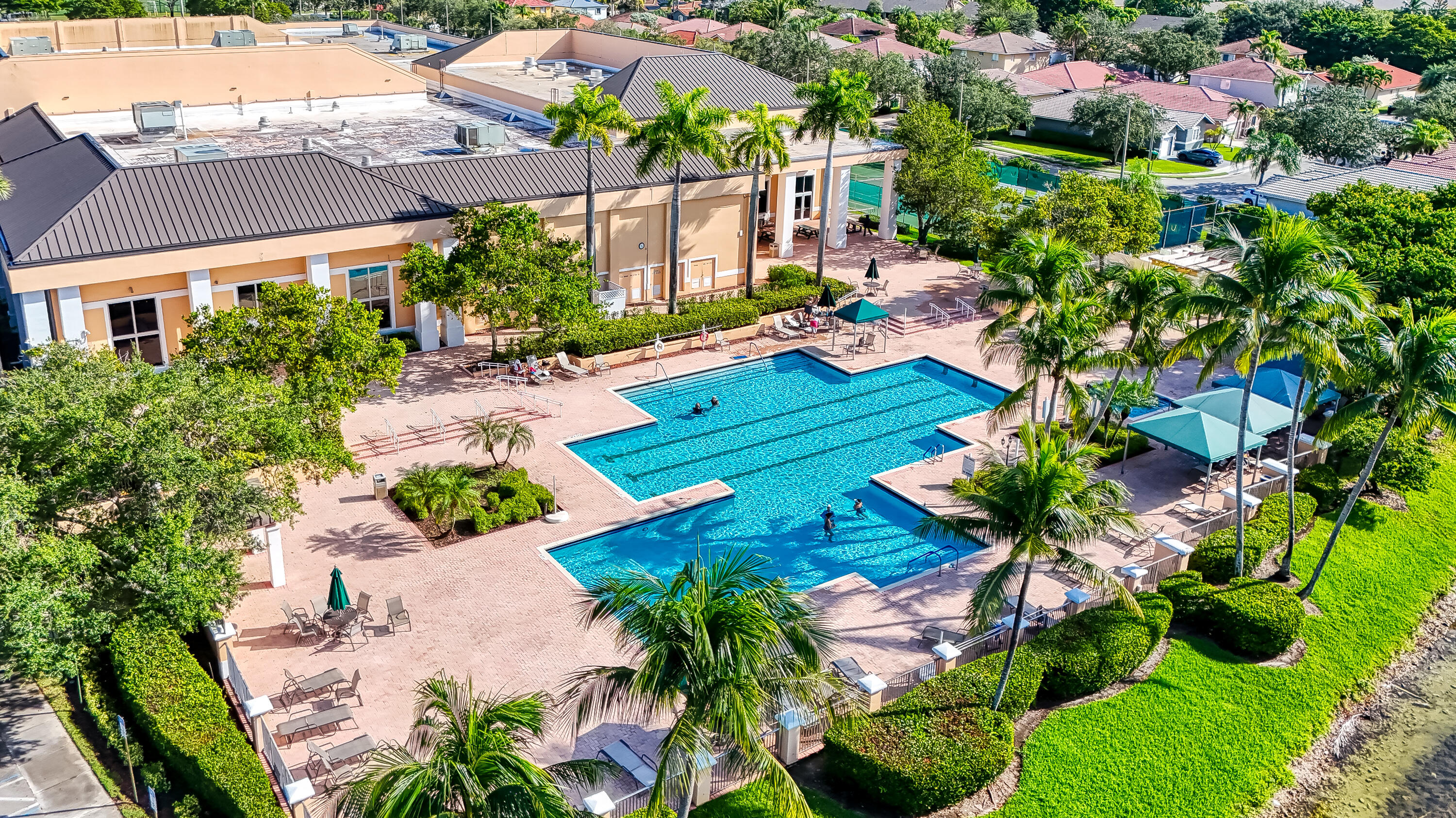 7927 Exeter, Tamarac FL 33321