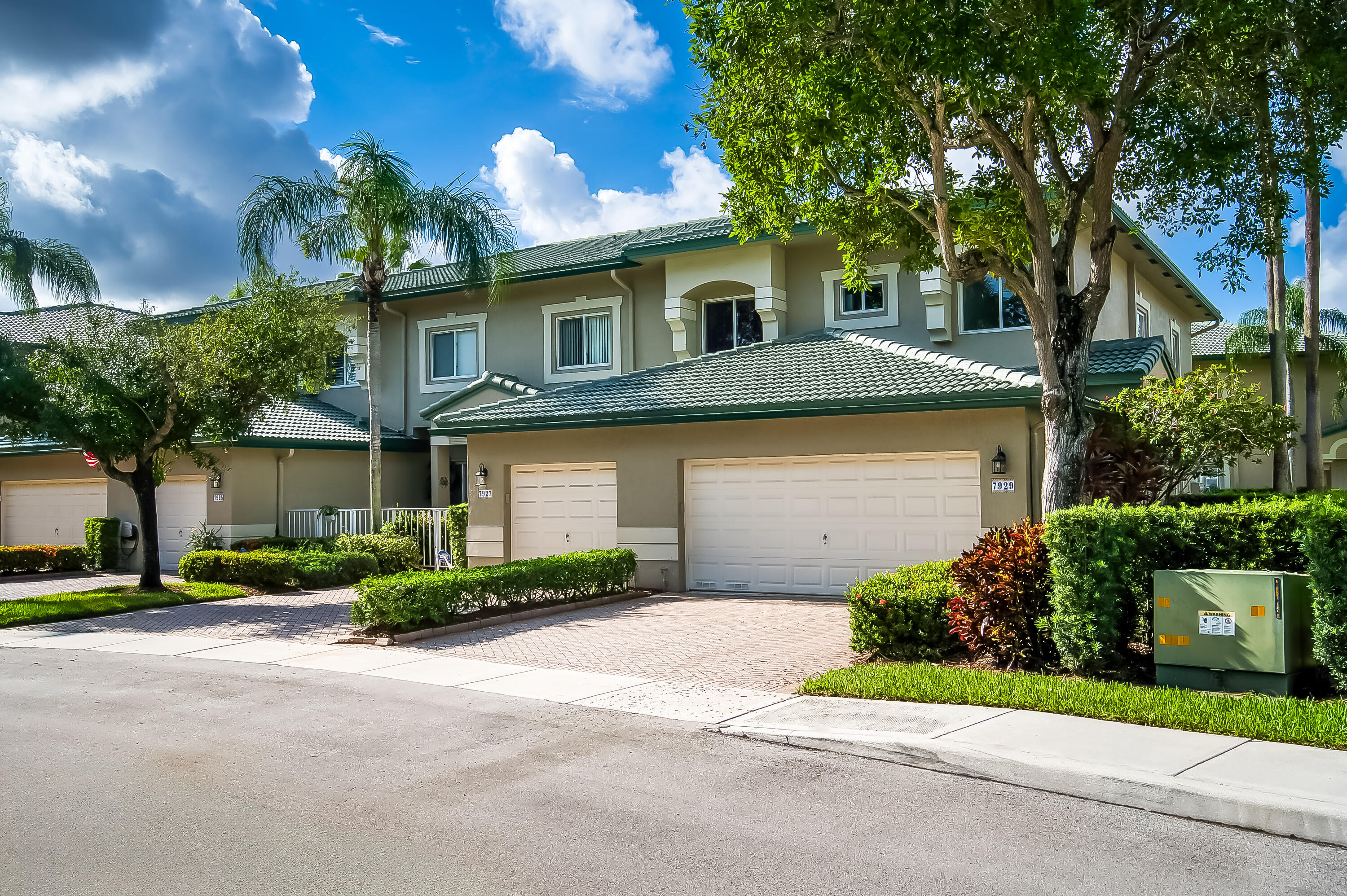7927 Exeter, Tamarac FL 33321