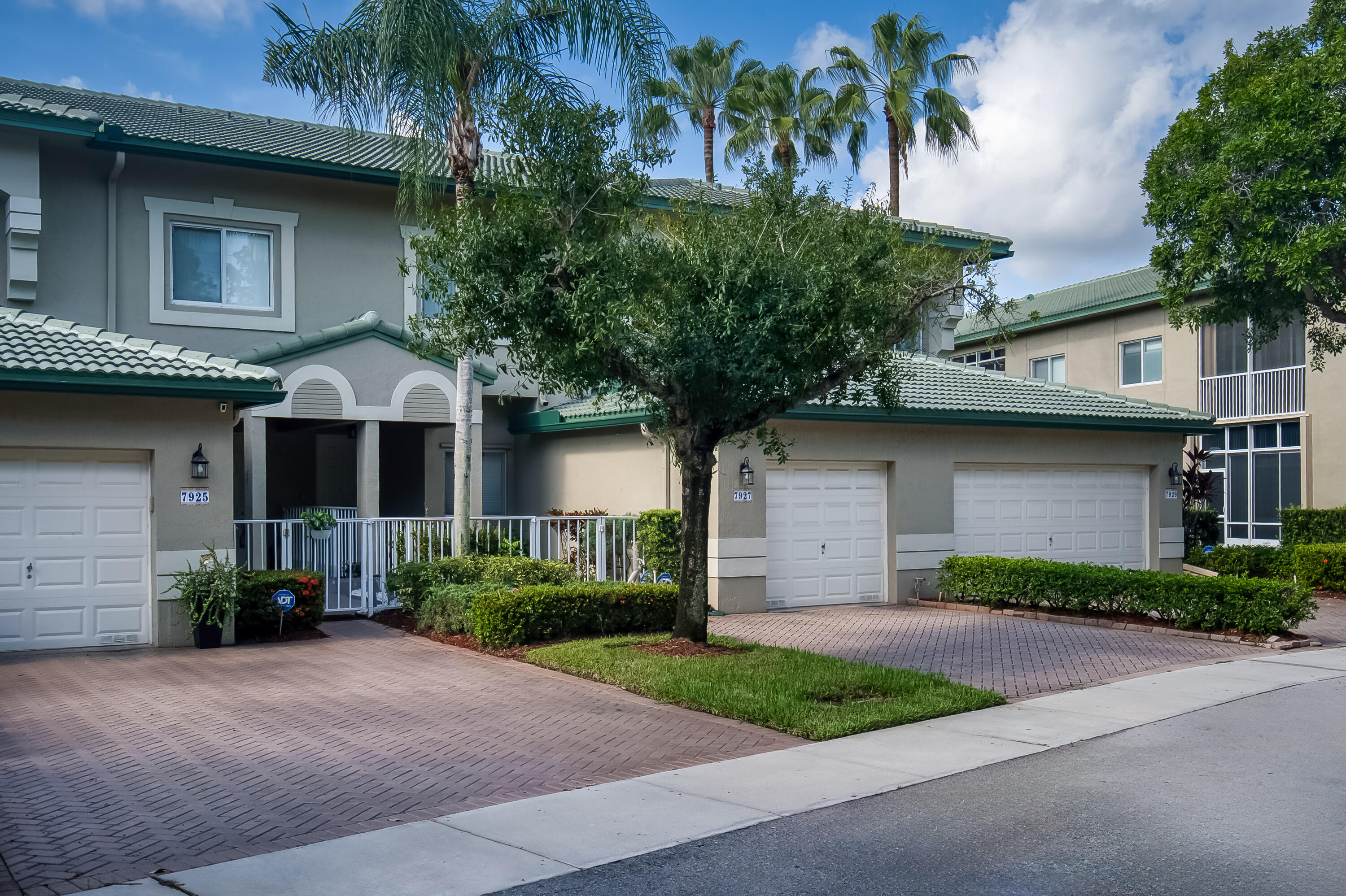 7927 Exeter, Tamarac FL 33321