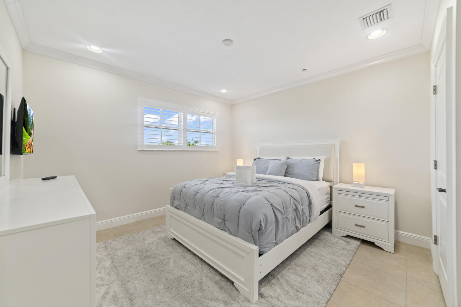 1849 NE 26TH #2, Fort Lauderdale FL 33305