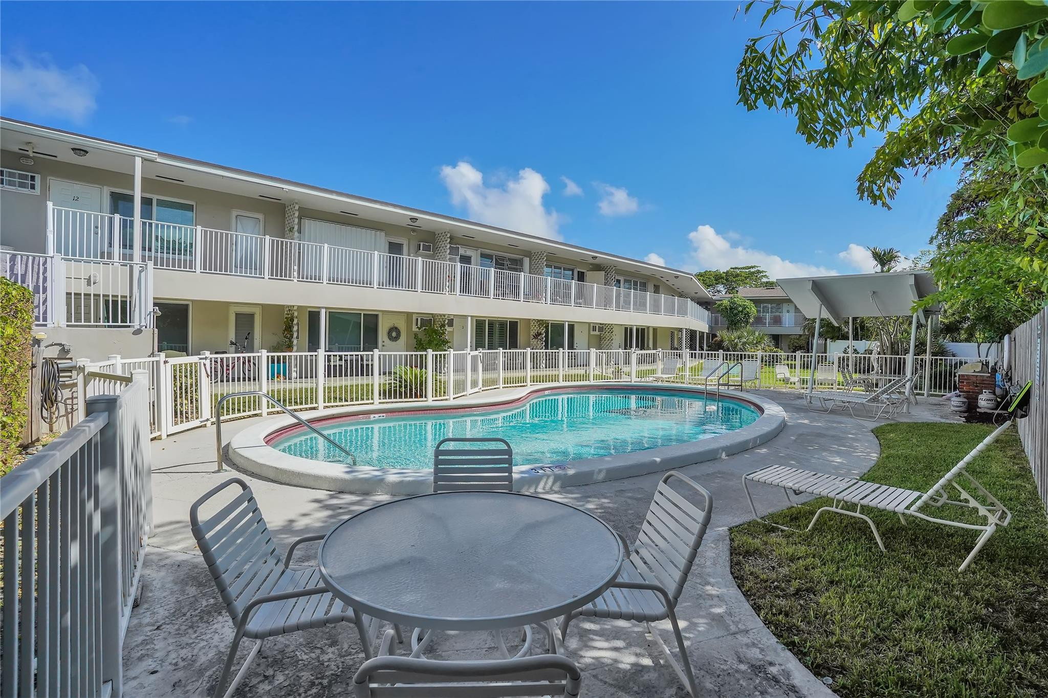 2501 N Ocean #16, Pompano Beach FL 33062