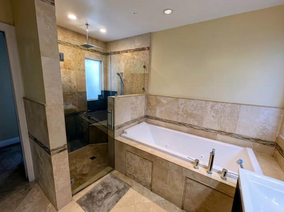 1405 NE 14TH, Fort Lauderdale FL 33304