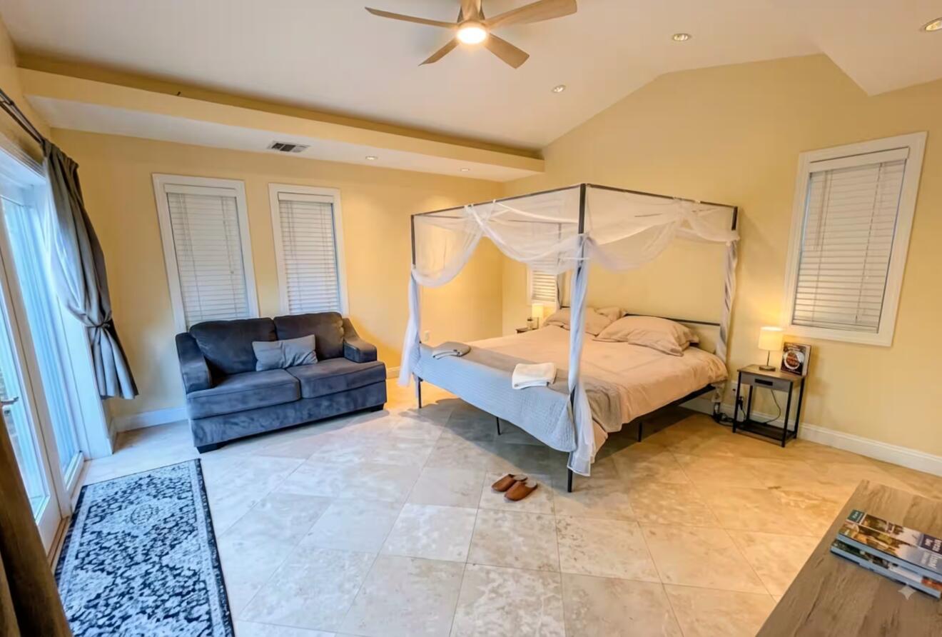 1405 NE 14TH, Fort Lauderdale FL 33304
