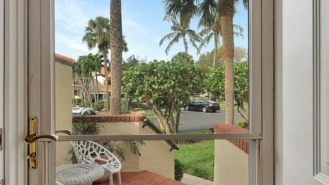 402 SEA OATS #E, Juno Beach FL 33408