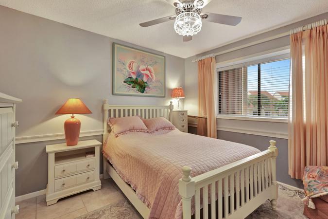 402 SEA OATS #E, Juno Beach FL 33408