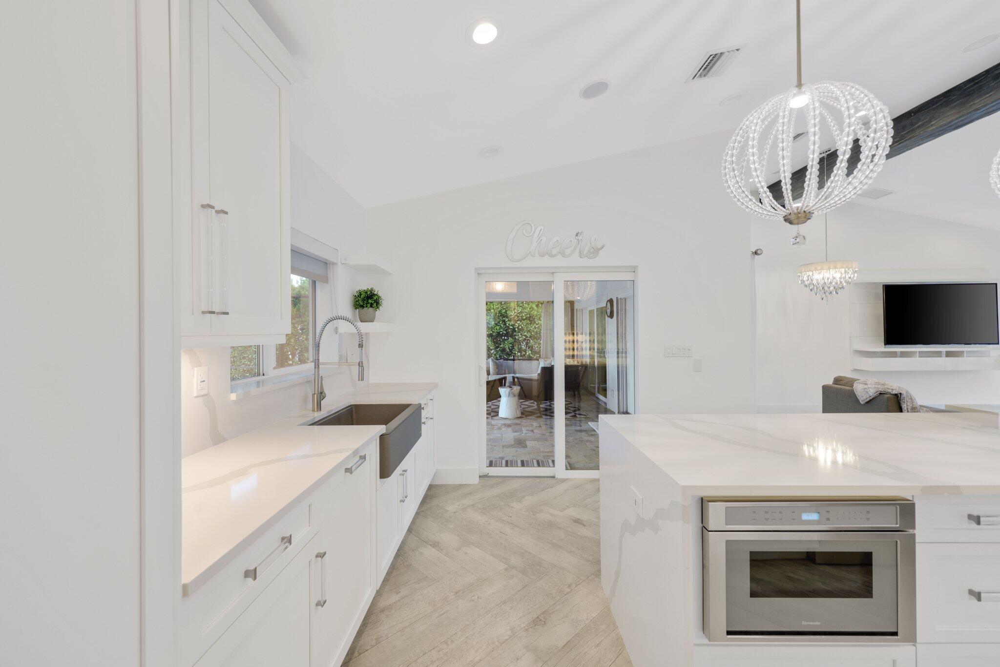 713 Forsyth, Boca Raton FL 33487