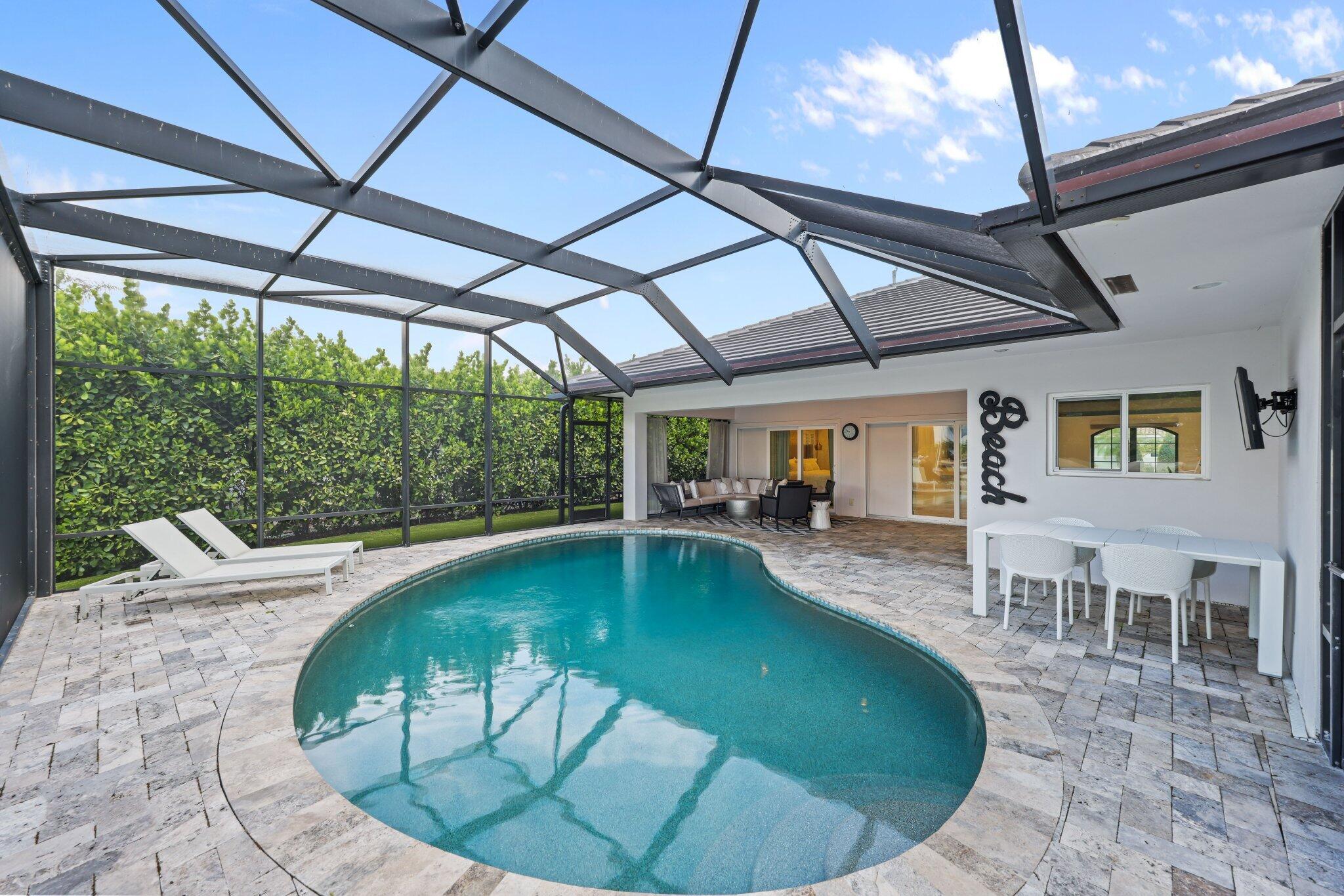 713 Forsyth, Boca Raton FL 33487