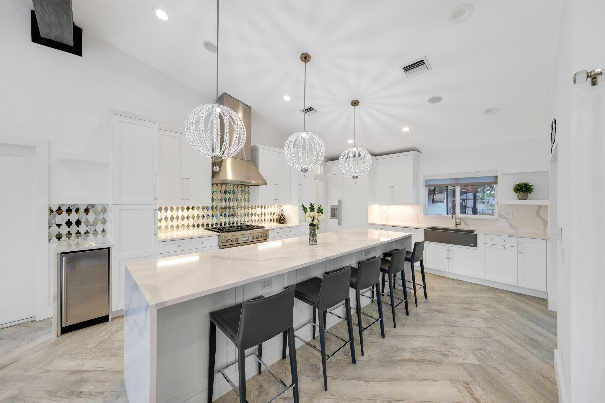 713 Forsyth, Boca Raton FL 33487