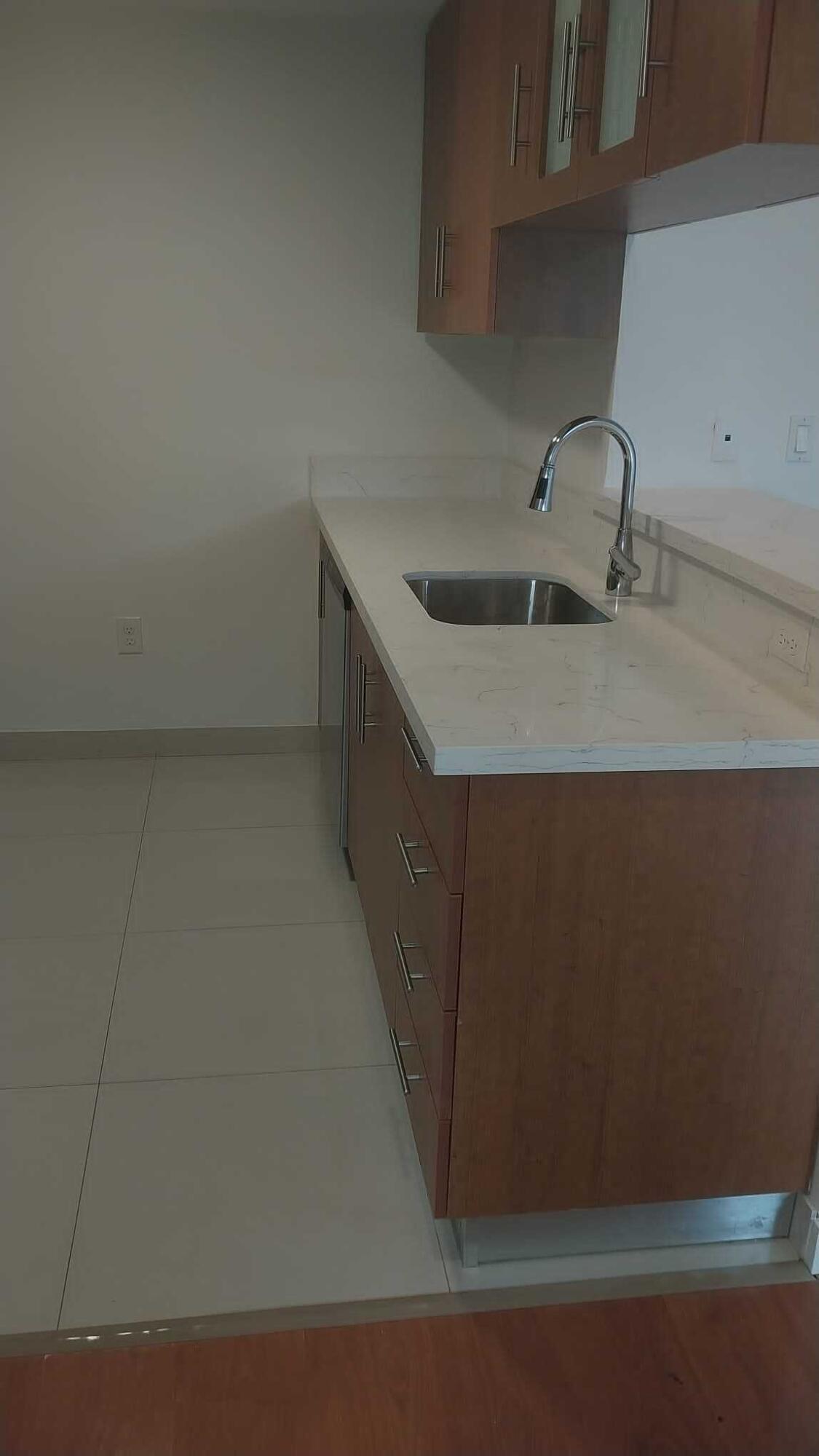 601 NE 23RD #907, Miami FL 33137