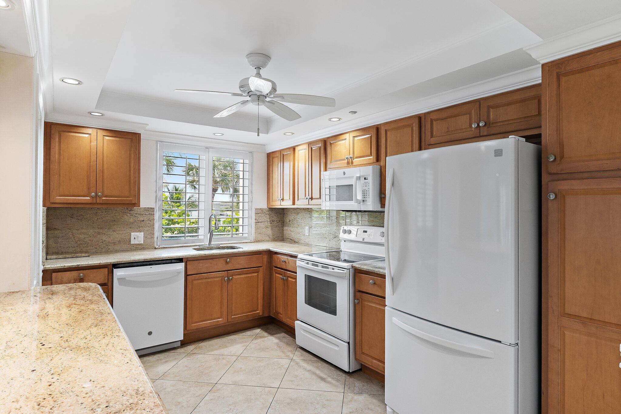 375 Beach #201, Tequesta FL 33469