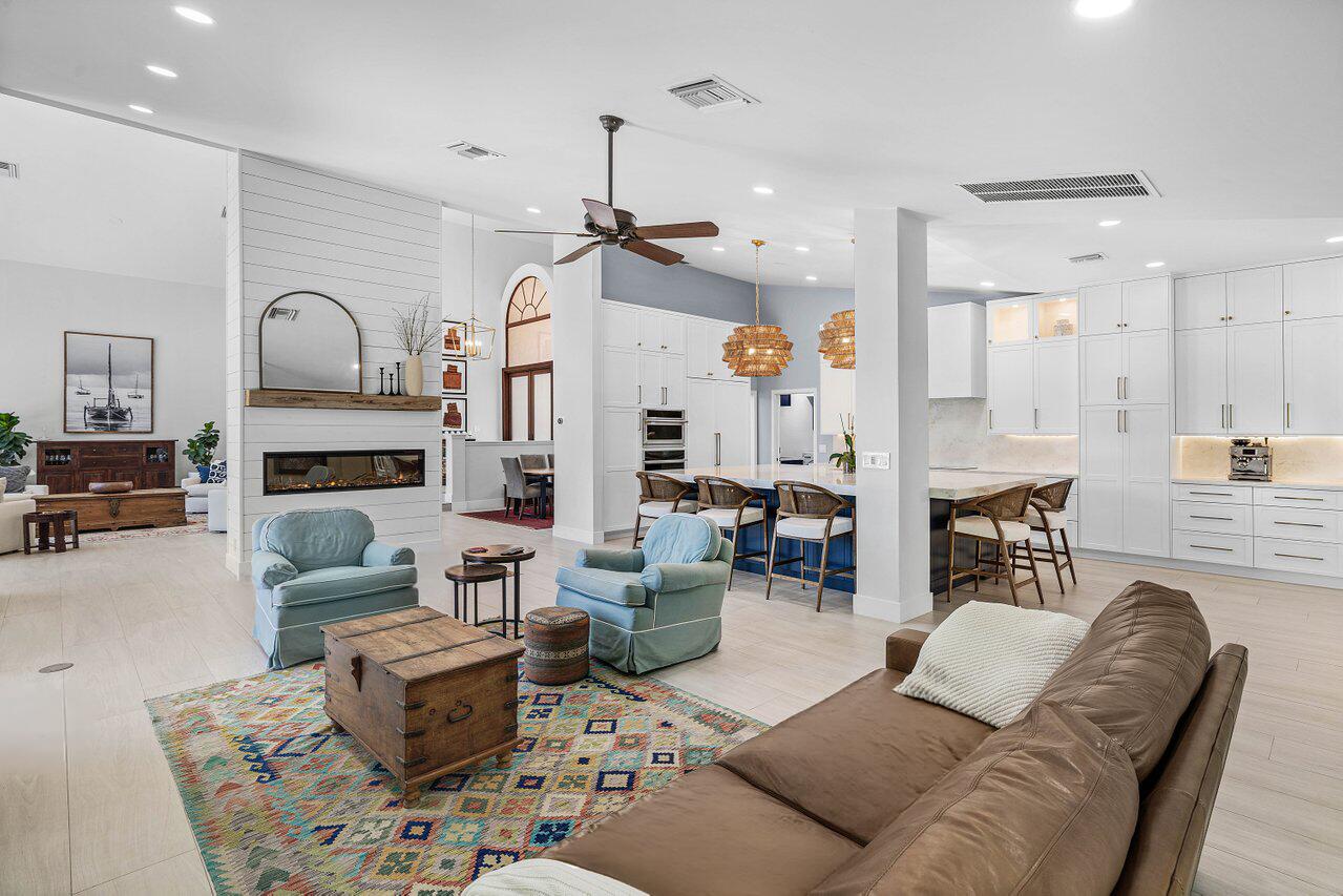 4832 Chamal, Boca Raton FL 33487
