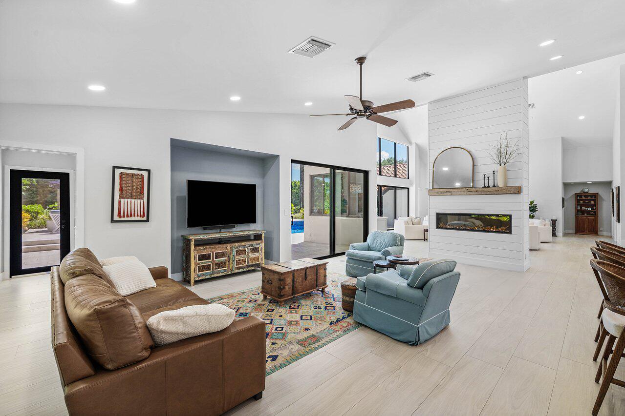 4832 Chamal, Boca Raton FL 33487