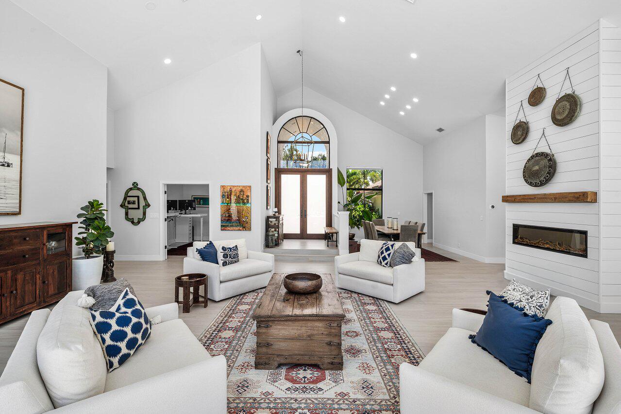 4832 Chamal, Boca Raton FL 33487