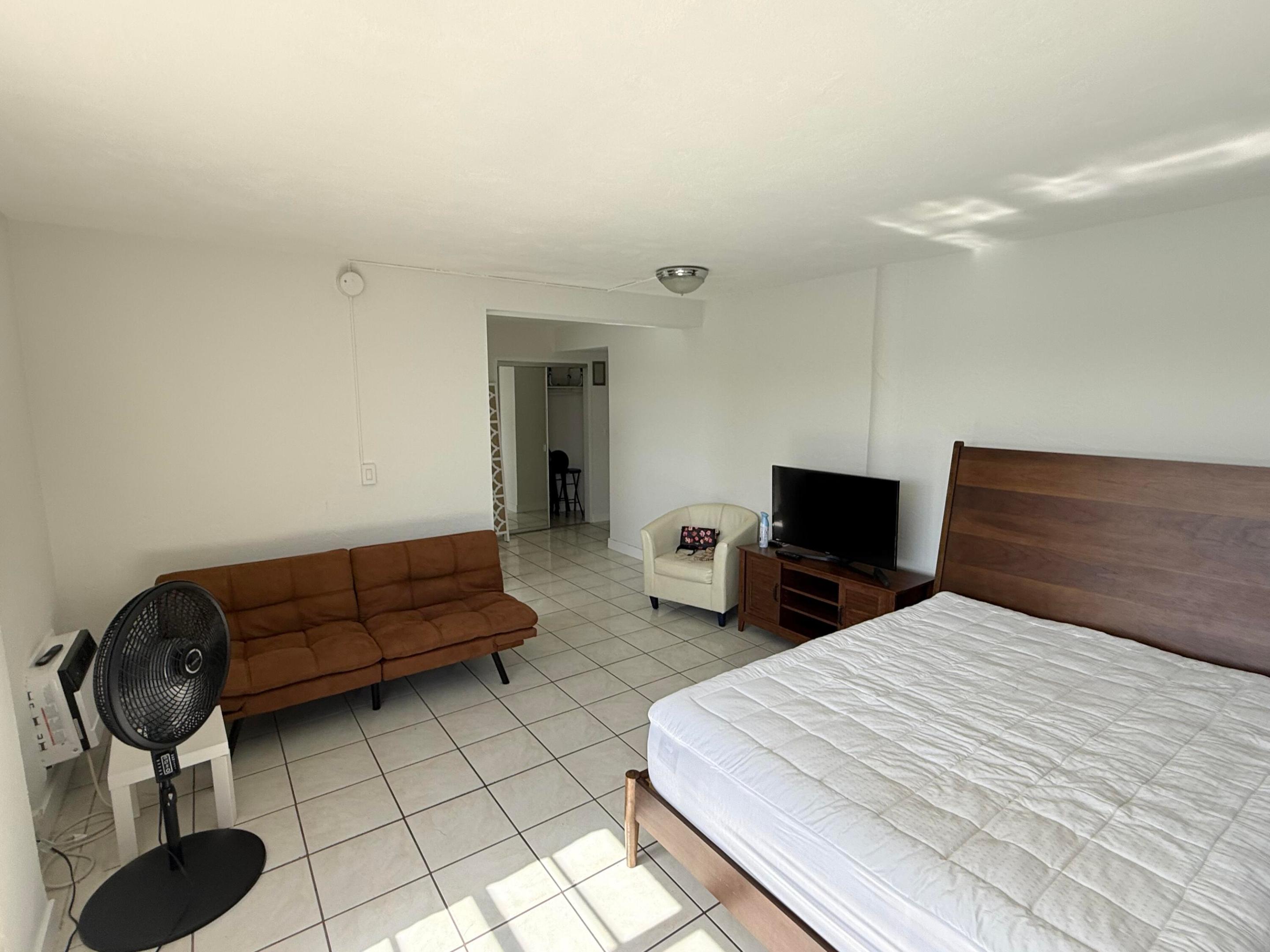 6484 INDIAN CREEK #132, Miami Beach FL 33141