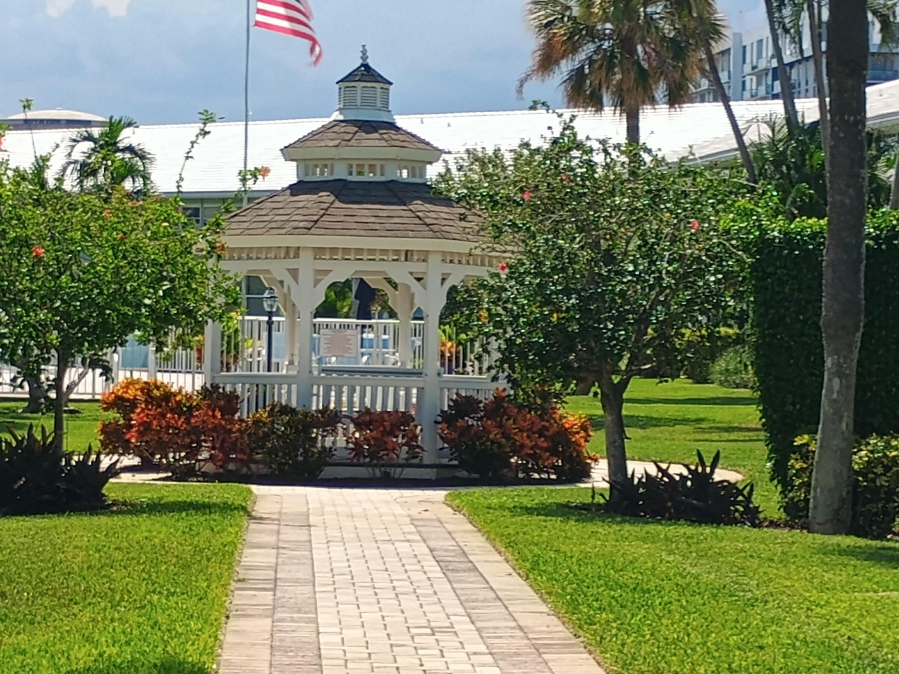 5510 N OCEAN #207, Ocean Ridge FL 33435