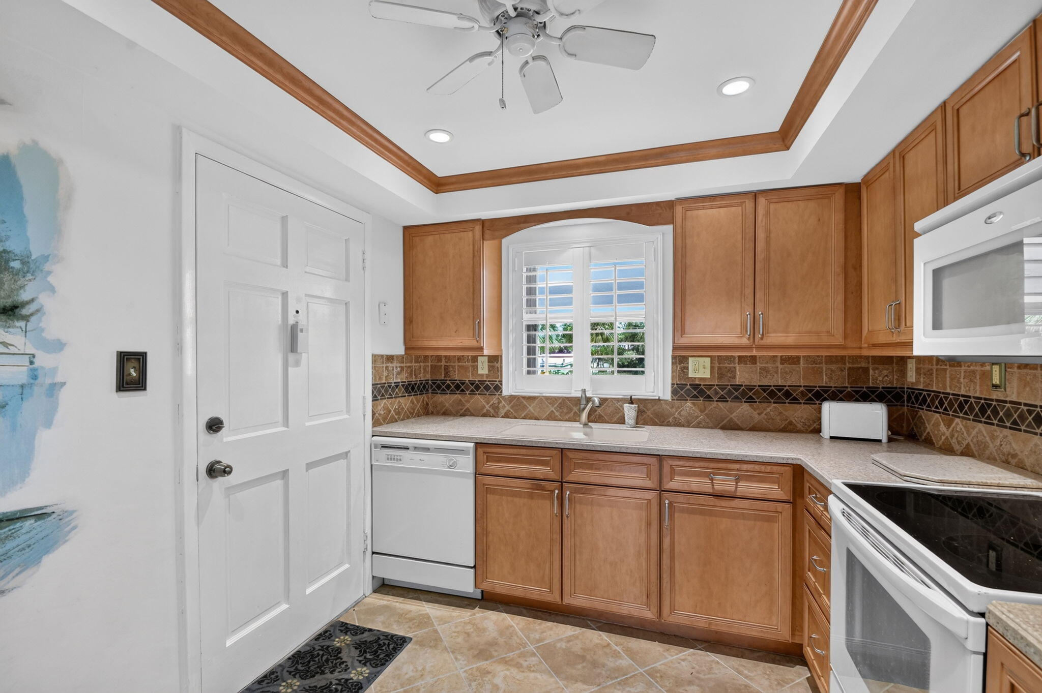 5510 N OCEAN #207, Ocean Ridge FL 33435