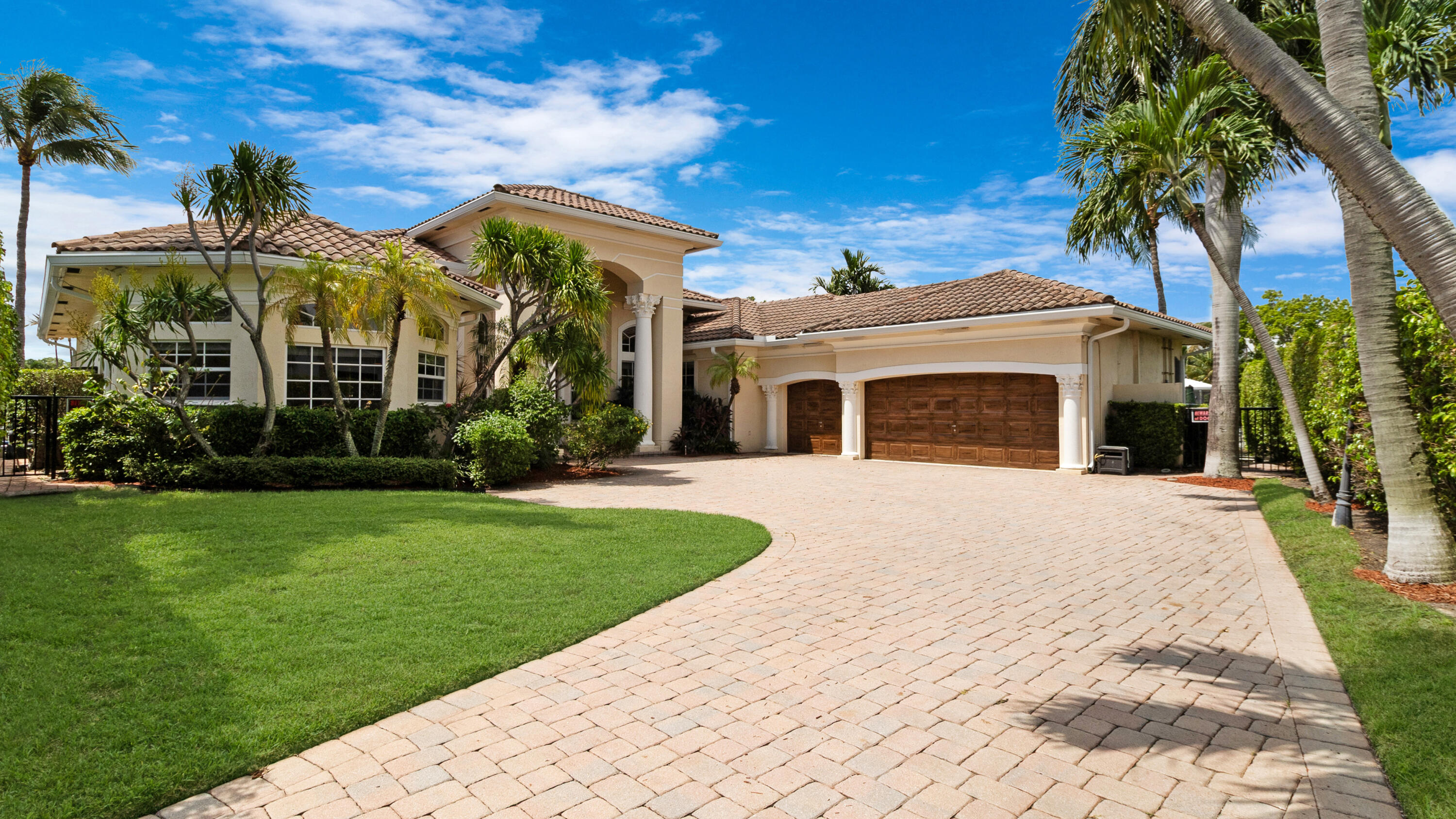 2761 SE 9TH, Pompano Beach FL 33062