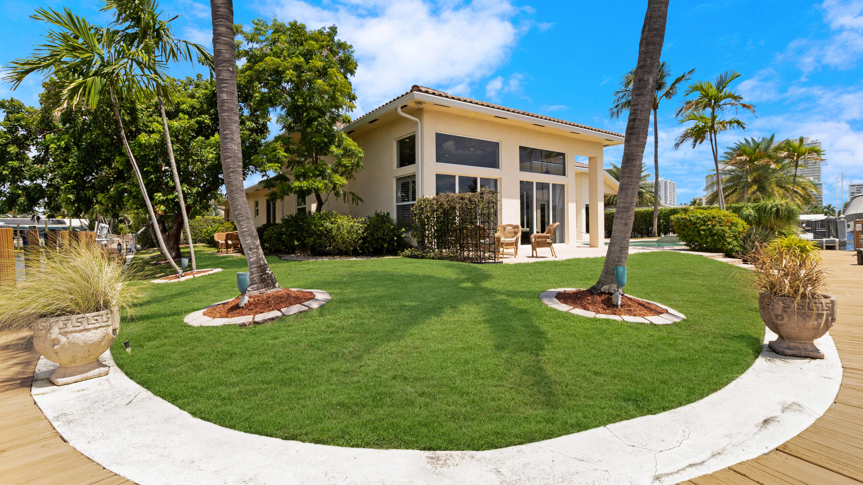 2761 SE 9TH, Pompano Beach FL 33062