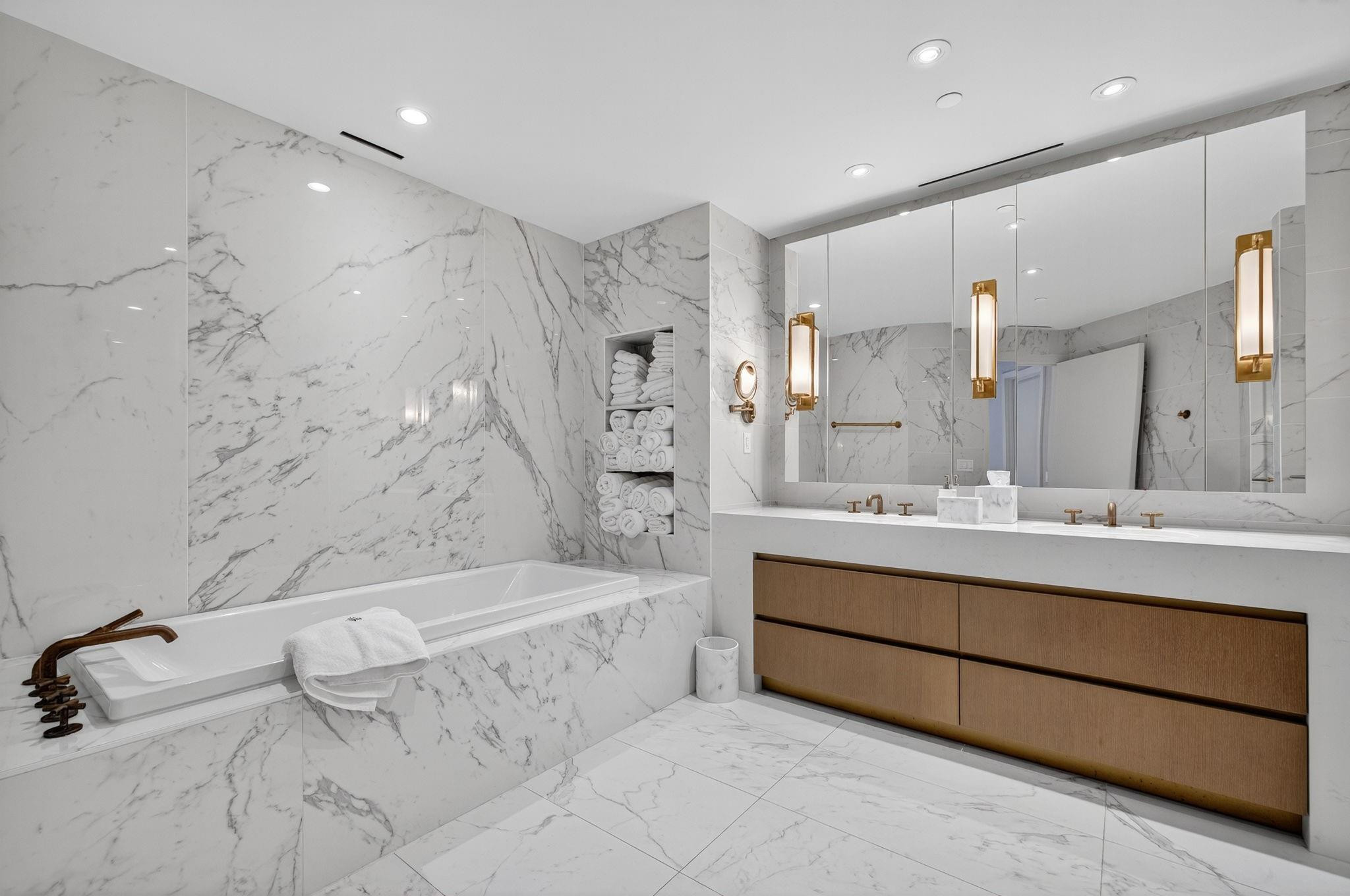 525 N FORT LAUDERDALE BEACH #1102, Fort Lauderdale FL 33304