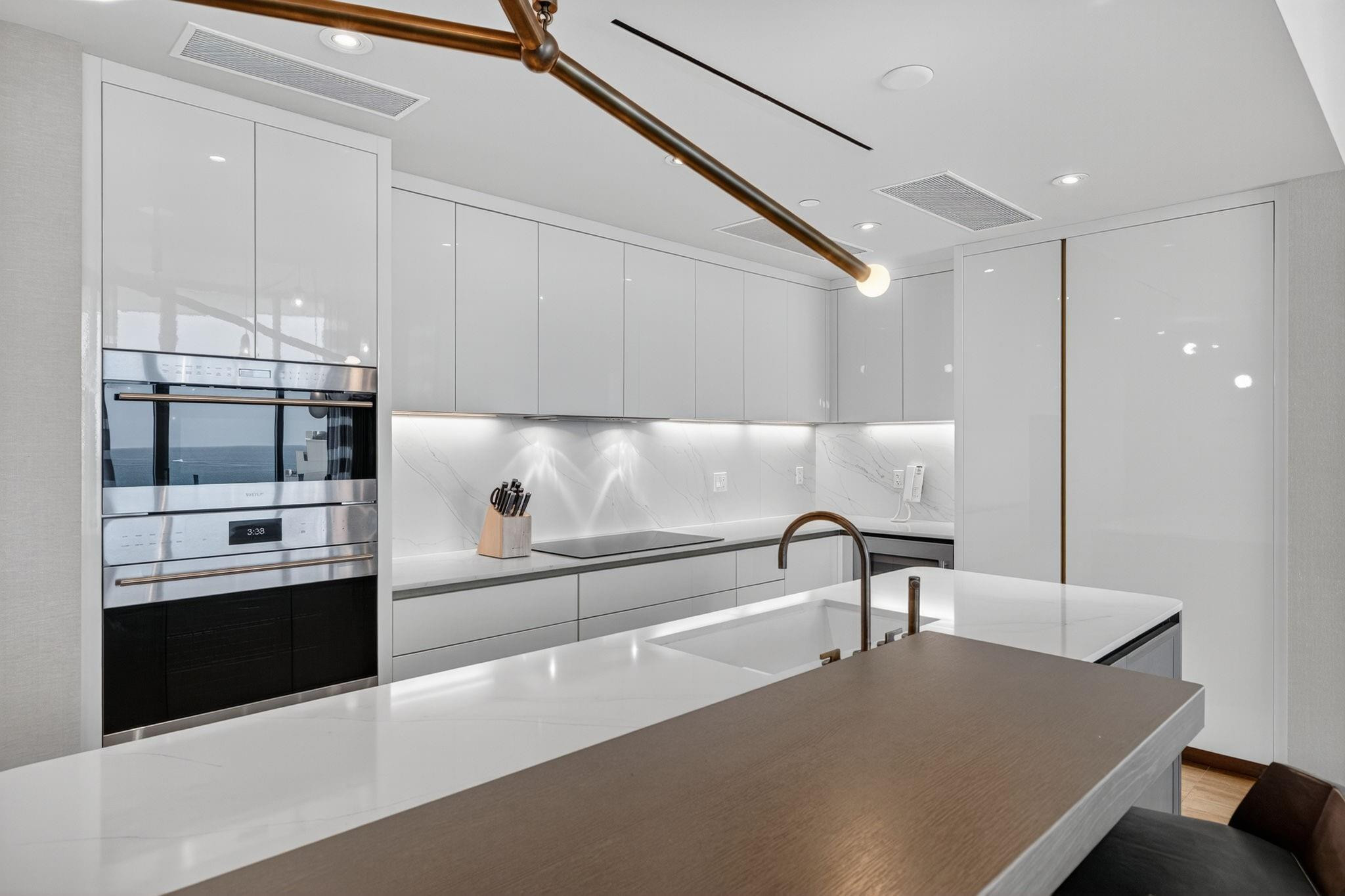 525 N FORT LAUDERDALE BEACH #1102, Fort Lauderdale FL 33304