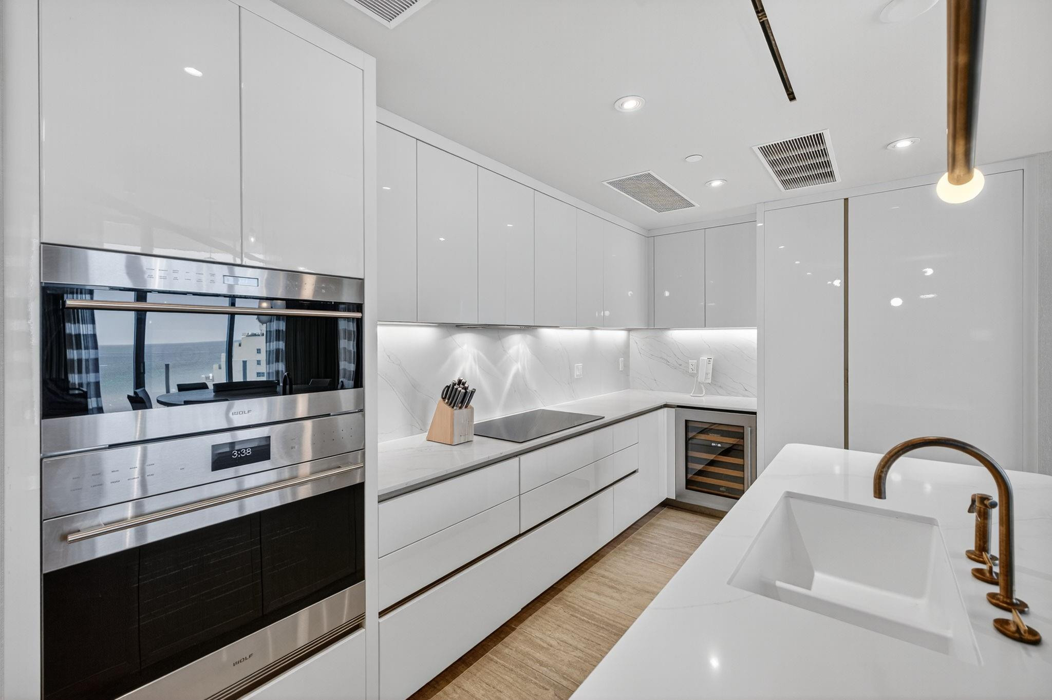 525 N FORT LAUDERDALE BEACH #1102, Fort Lauderdale FL 33304
