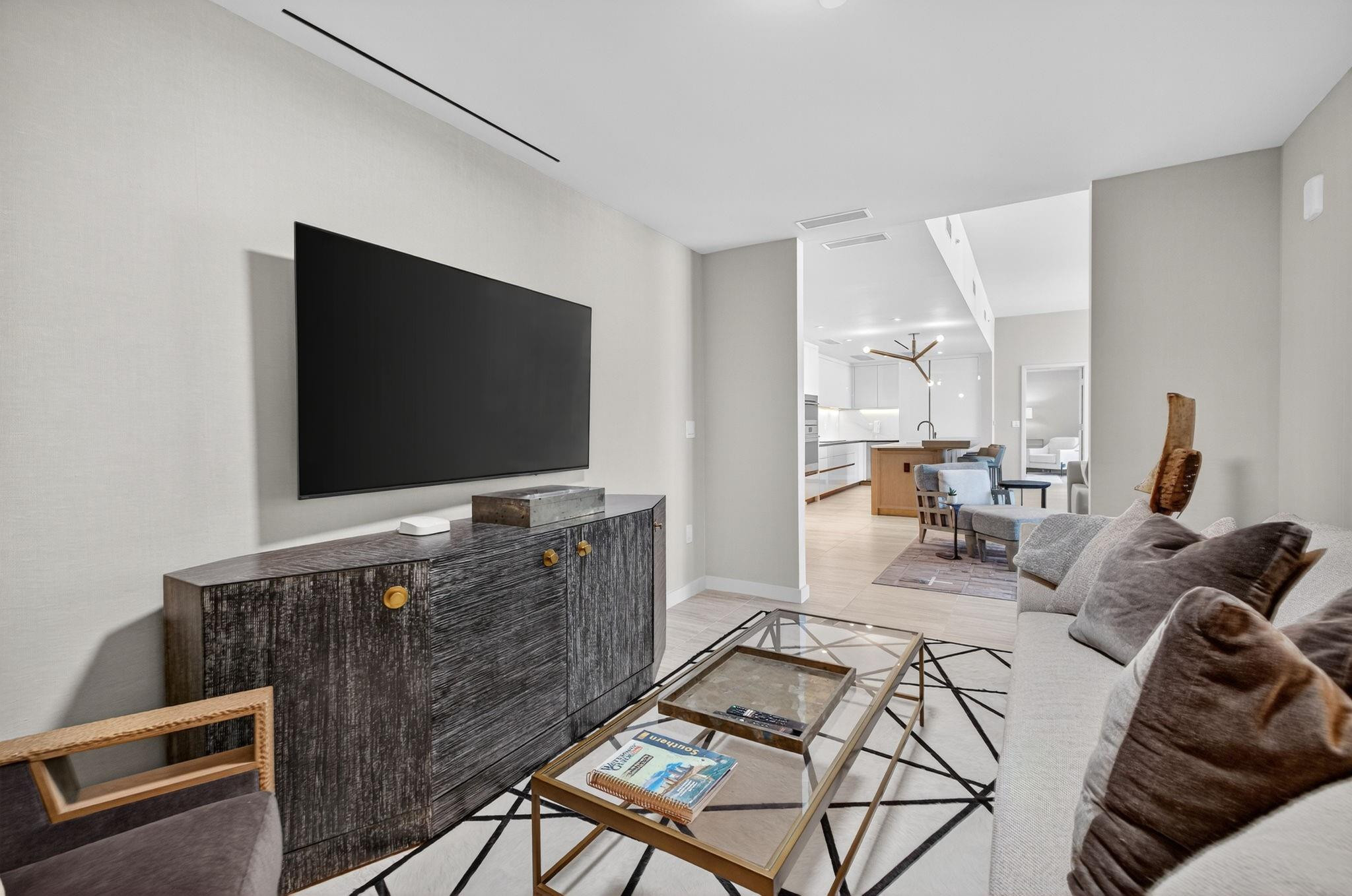 525 N FORT LAUDERDALE BEACH #1102, Fort Lauderdale FL 33304