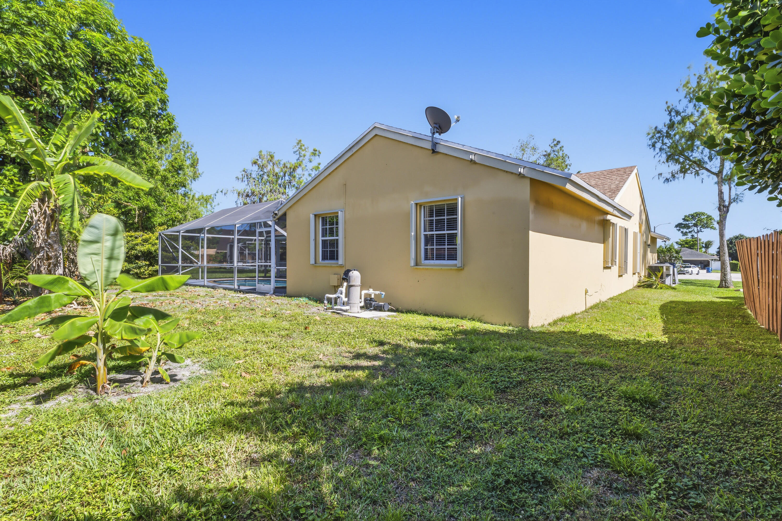 104 Oxford, Royal Palm Beach FL 33411
