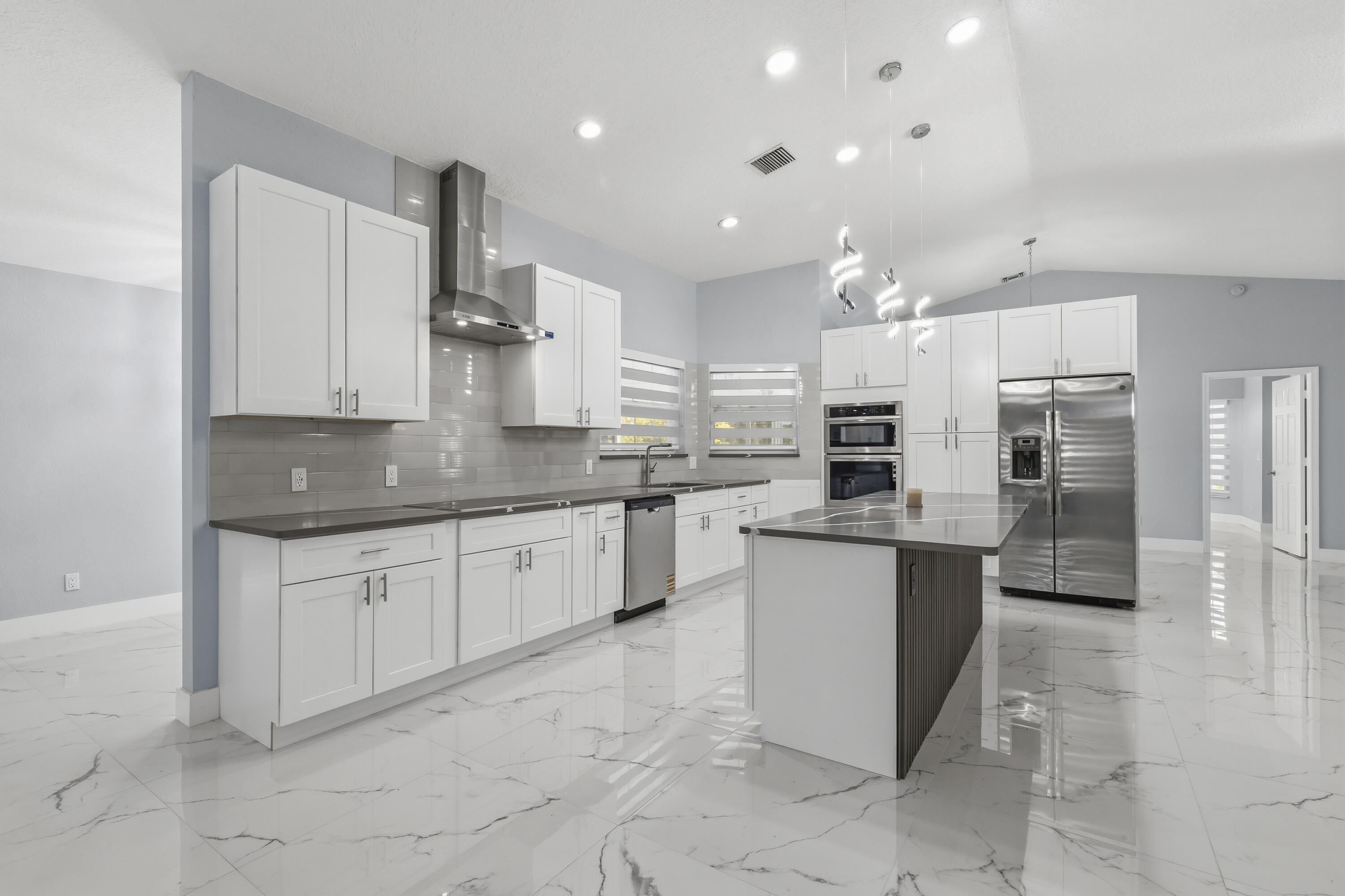 104 Oxford, Royal Palm Beach FL 33411