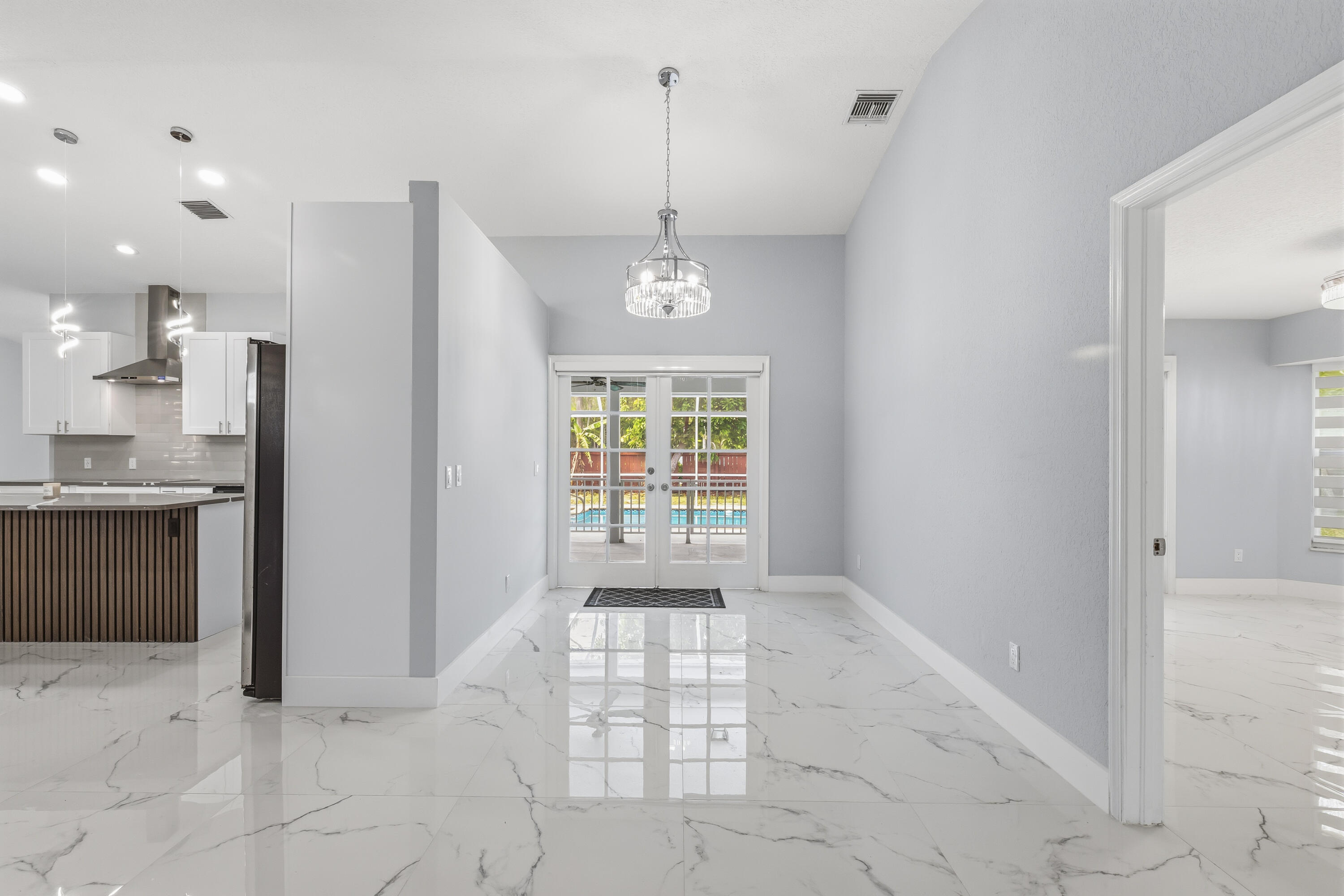 104 Oxford, Royal Palm Beach FL 33411