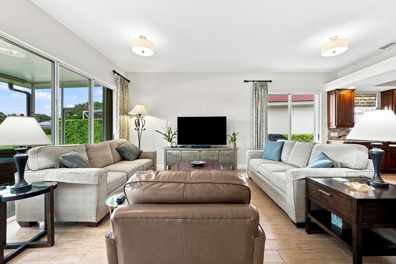 508 E Tall Oaks, Palm Beach Gardens FL 33410