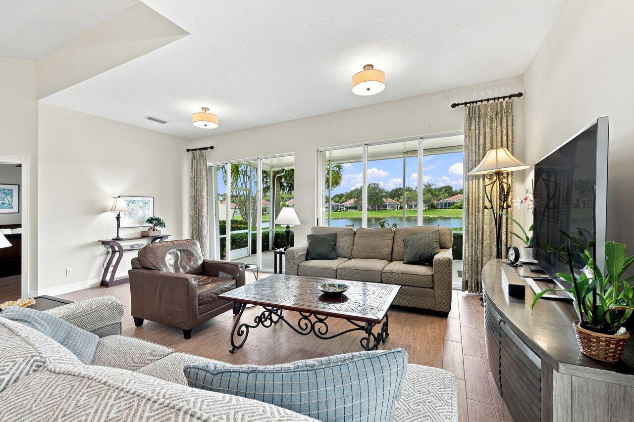 508 E Tall Oaks, Palm Beach Gardens FL 33410