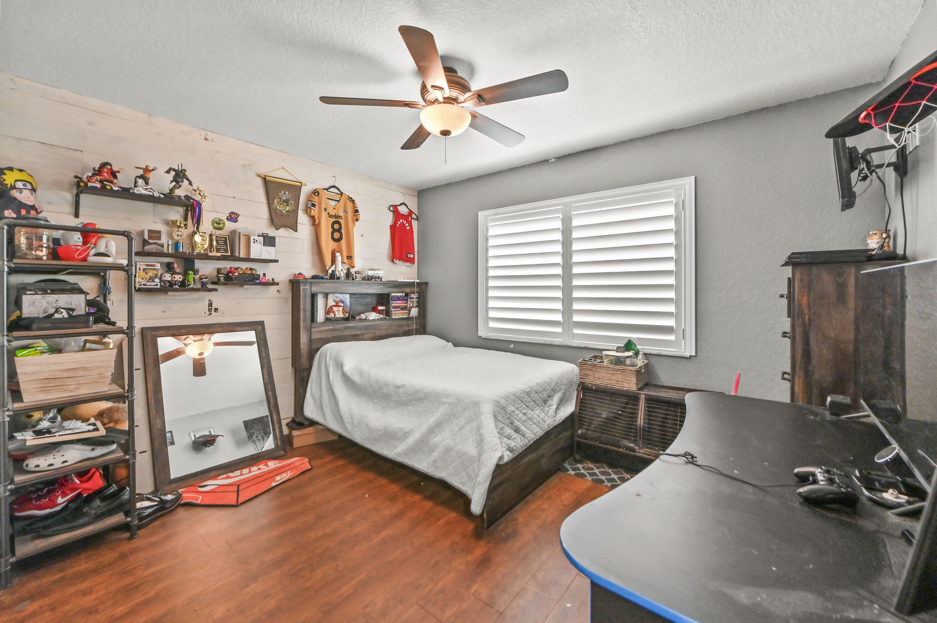1006 Center Stone, Riviera Beach FL 33404