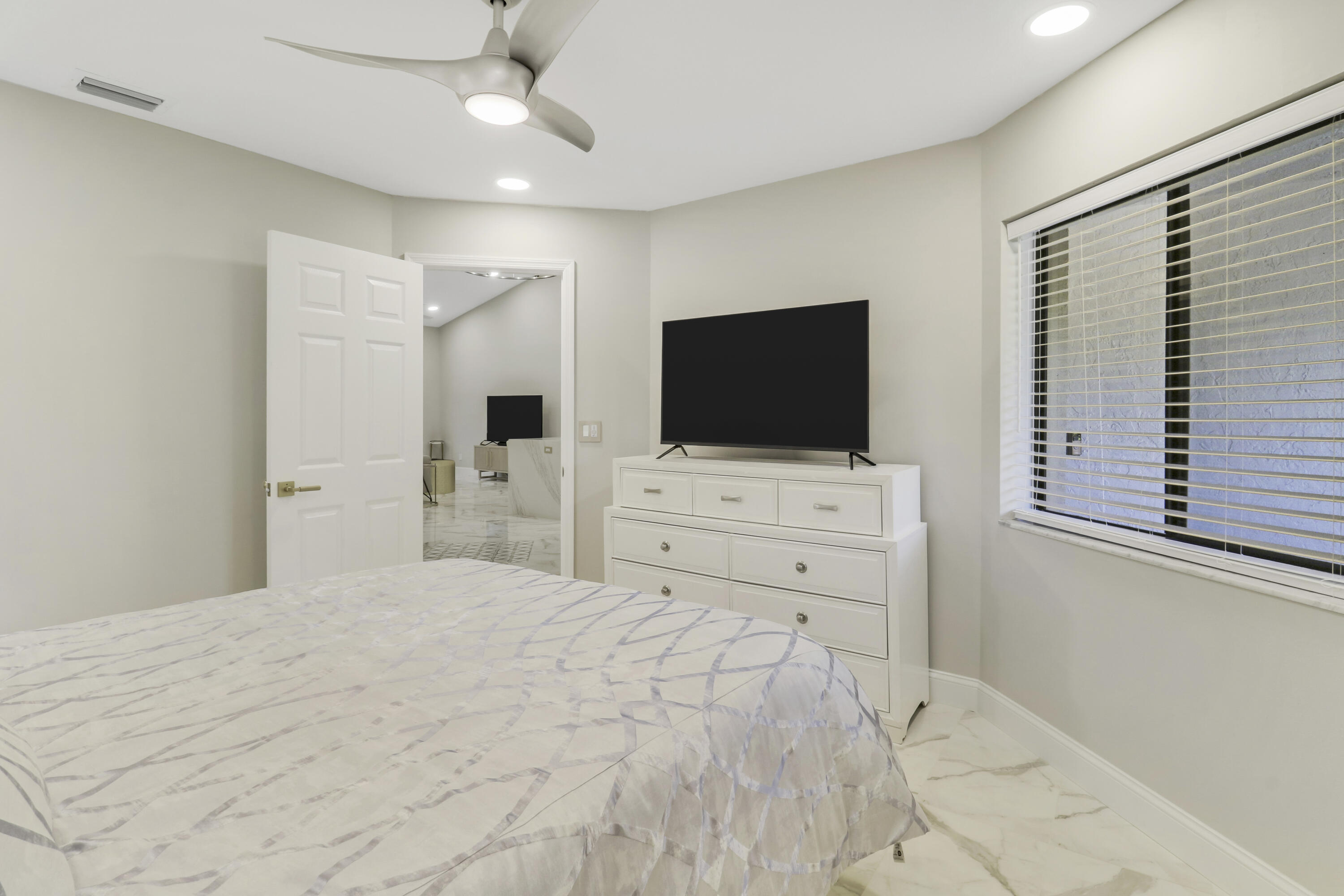 1143 Duncan #202, Palm Beach Gardens FL 33418