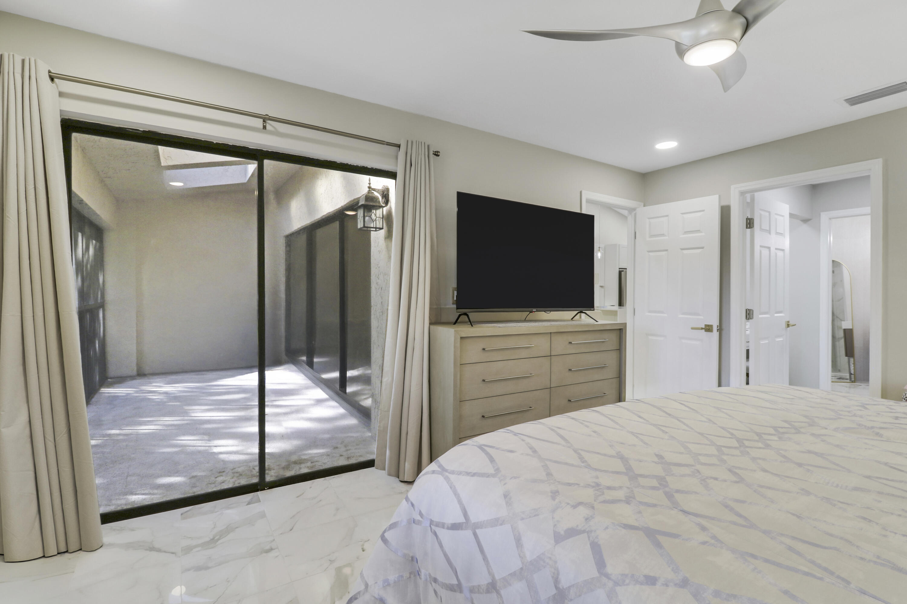 1143 Duncan #202, Palm Beach Gardens FL 33418