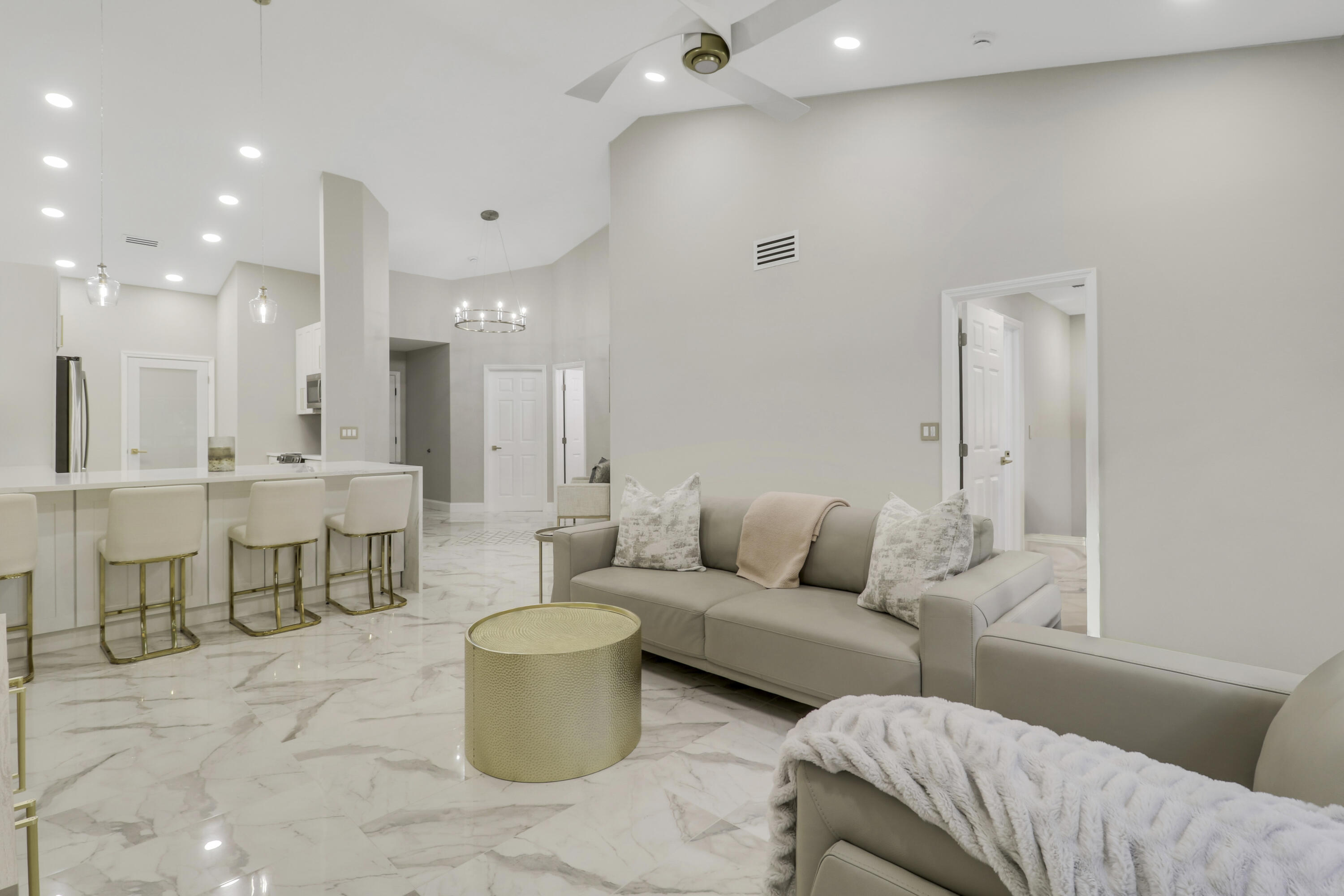 1143 Duncan #202, Palm Beach Gardens FL 33418