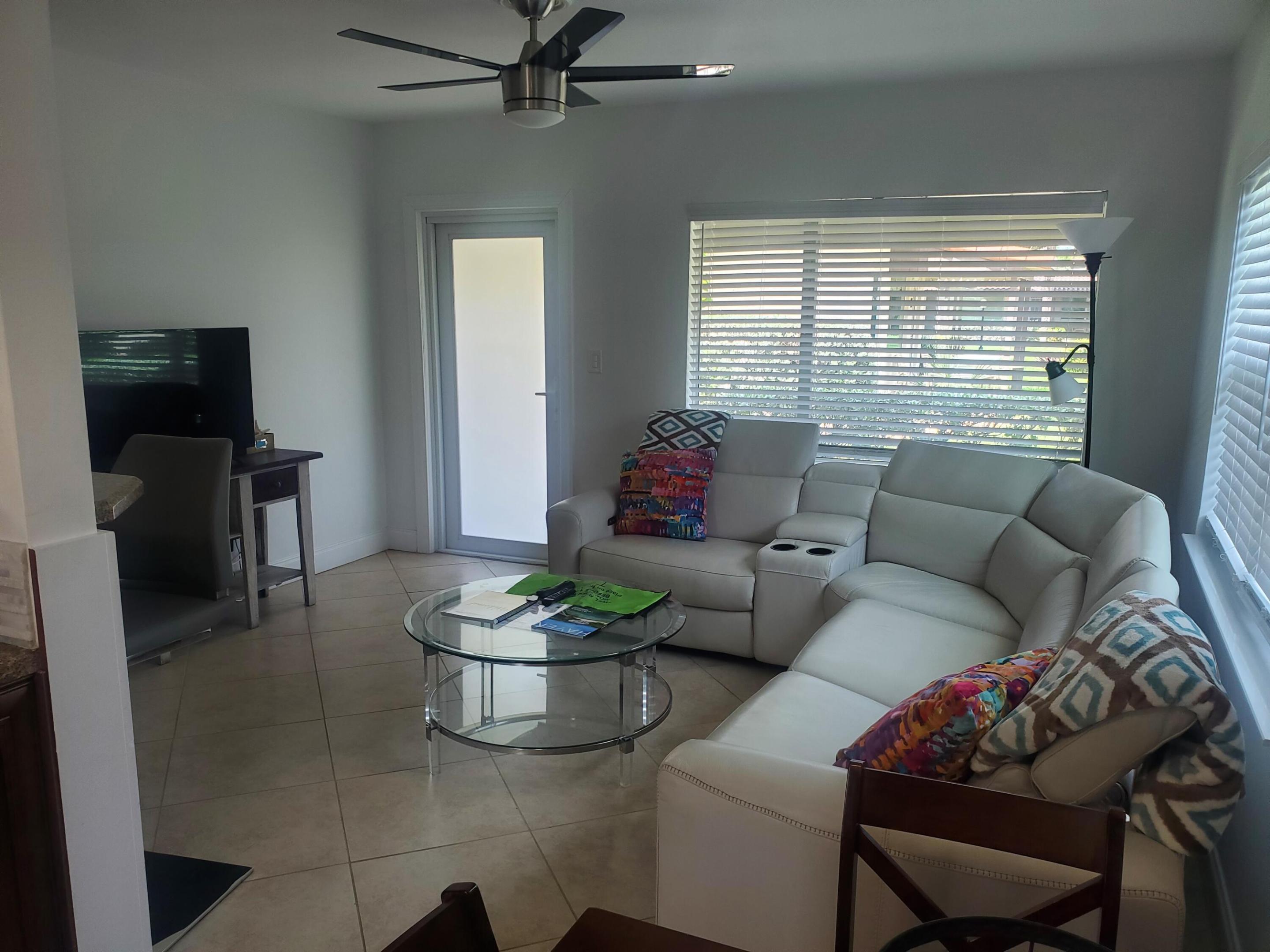 1225 Hillsboro Mile #T1, Hillsboro Beach FL 33062
